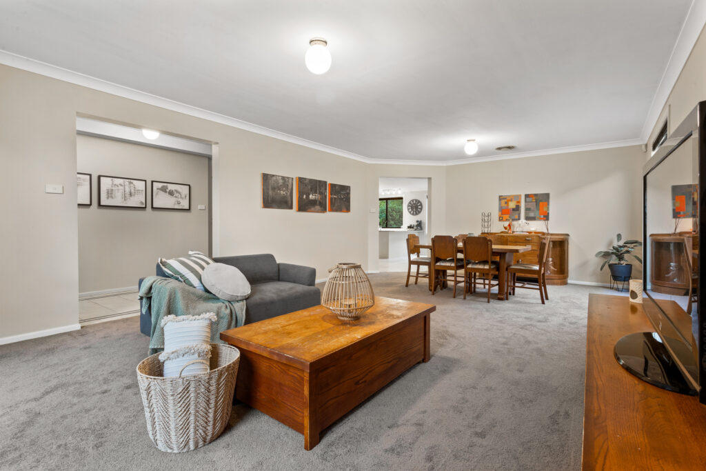 Sold - 21 Laurina Way - New Property in Glenwood - Real Estate by Sam Dalgliesh
