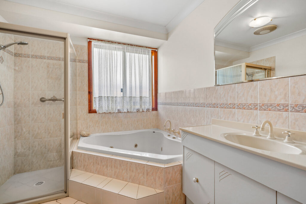 Sold - 5A Bishop Avenue - New Property in West Pennant Hills - Real Estate by Mark Vinogradov