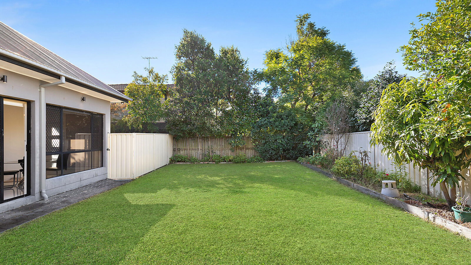Sold - 7B Reynolds Street - New Property in Old Toongabbie - Real Estate by Peter Sutherland