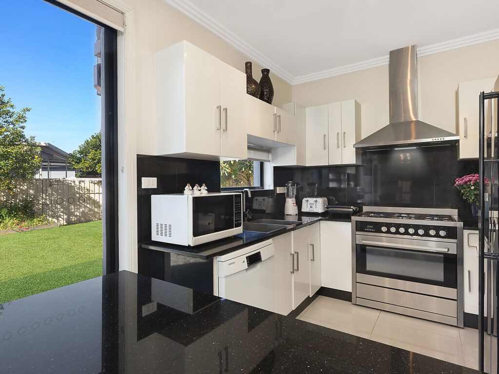 Sold - 7B Reynolds Street - New Property in Old Toongabbie - Real Estate by Peter Sutherland