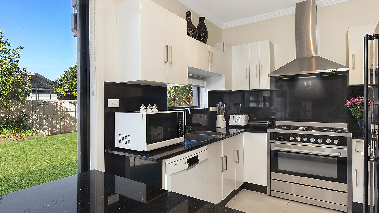 Sold - 7B Reynolds Street - New Property in Old Toongabbie - Real Estate by Peter Sutherland