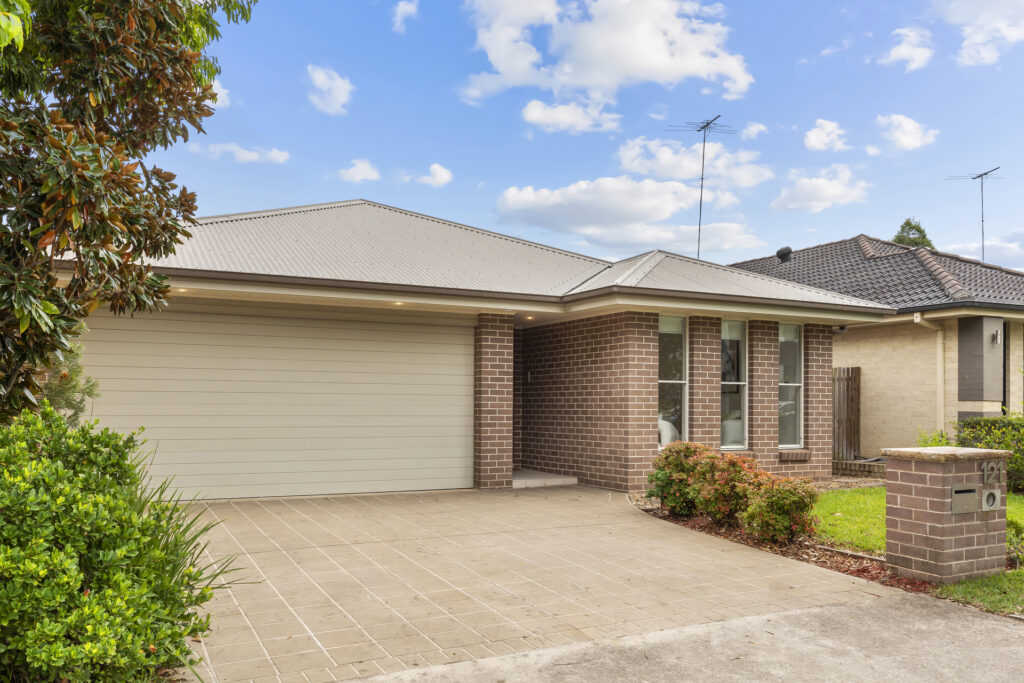Sold - 121 The Ponds Boulevard - New Property in The Ponds - Real Estate by Ruma Mundi