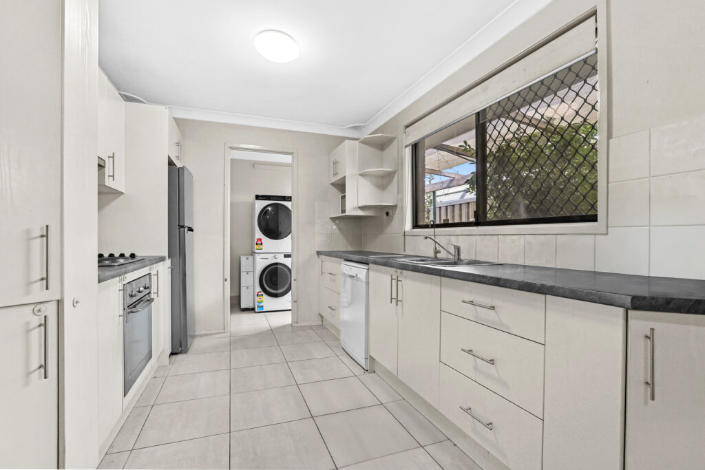 Sold - 4 Smallwood Road - New Property in McGraths Hill - Real Estate by Greg Vincent