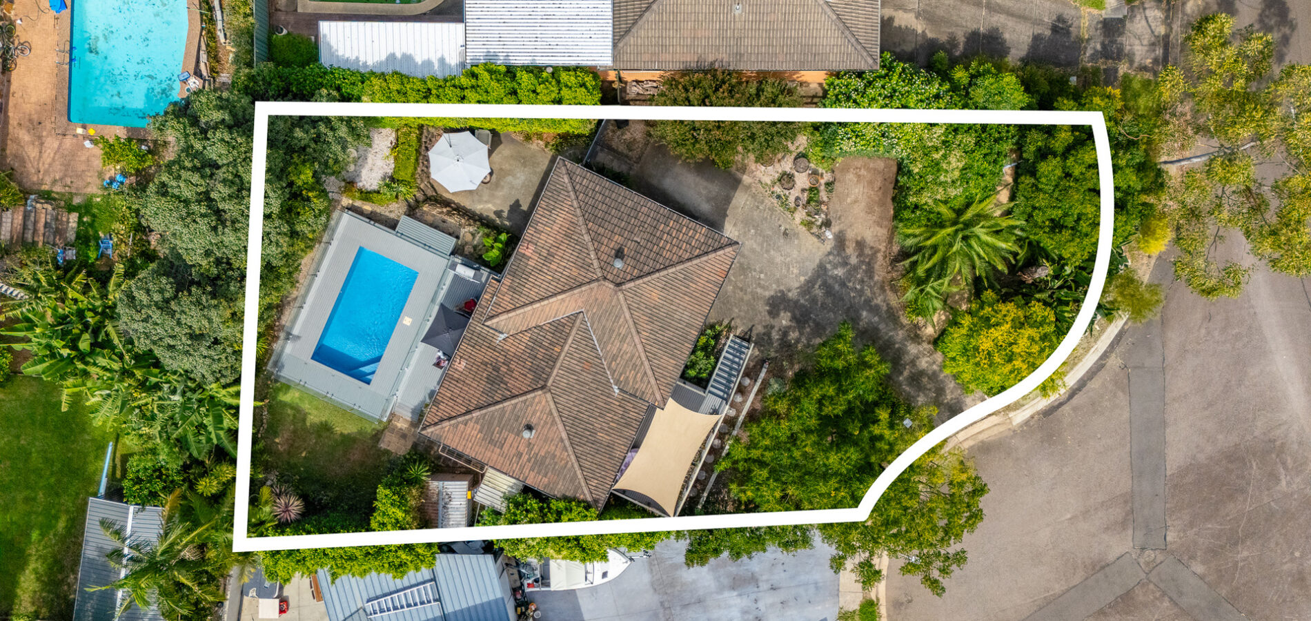 Sold - 12 Sutherland Avenue - New Property in Kings Langley - Real Estate by Peter Sutherland