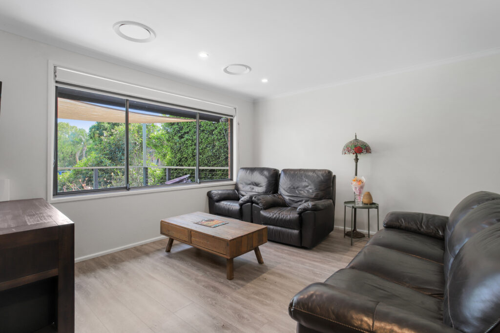 Sold - 12 Sutherland Avenue - New Property in Kings Langley - Real Estate by Peter Sutherland
