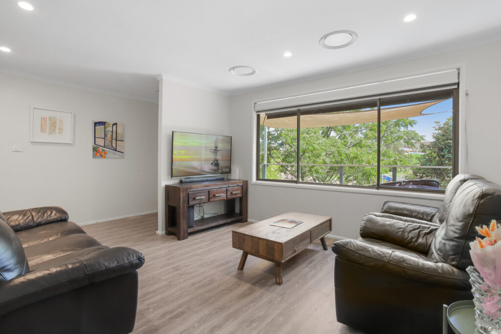 Sold - 12 Sutherland Avenue - New Property in Kings Langley - Real Estate by Peter Sutherland