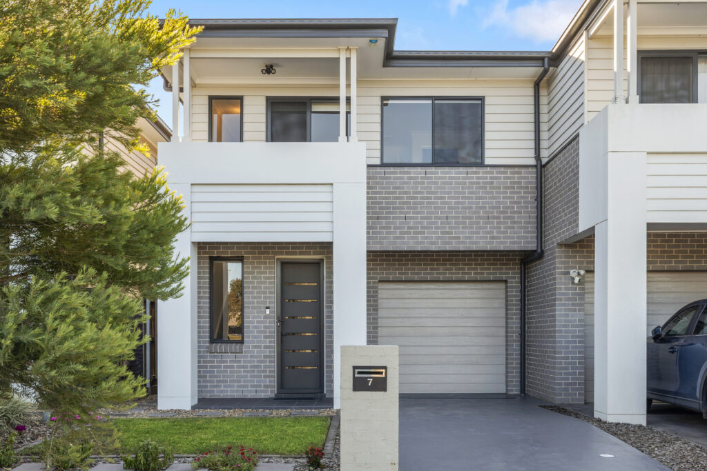 Sold - 7 Honeysuckle Parade - New Property in Marsden Park - Real Estate by Ruma Mundi