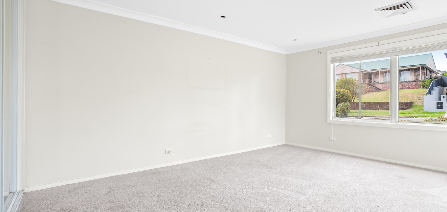 Sold - 35 Deptford Avenue - New Property in Kings Langley - Real Estate by Kim McChlery