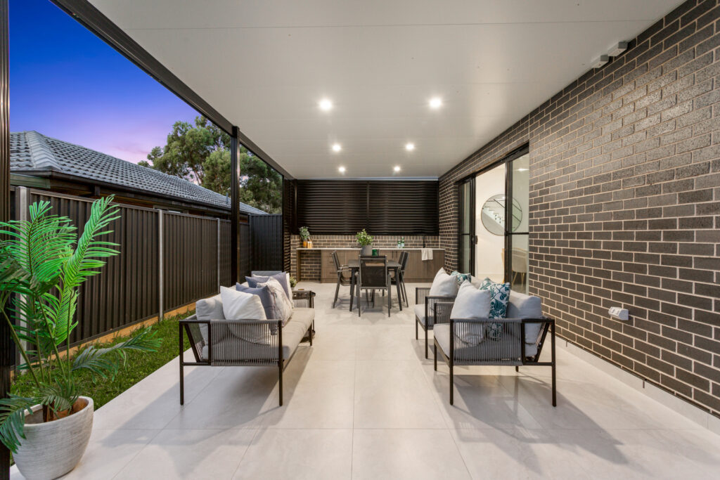 Sold - 2 Collett Crescent - New Property in Kings Langley - Real Estate by Kim McChlery
