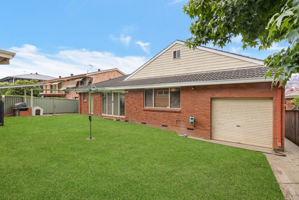 Sold - 24 Paul Street - New Property in Dundas - Real Estate by Stephen Mina