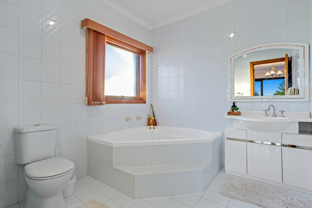 Sold - 131 Lanhams Road - New Property in Winston Hills - Real Estate by Arthur Kolovos