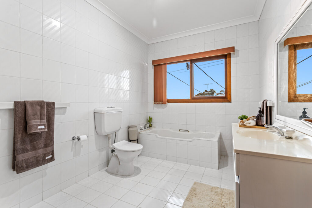 Sold - 131 Lanhams Road - New Property in Winston Hills - Real Estate by Arthur Kolovos