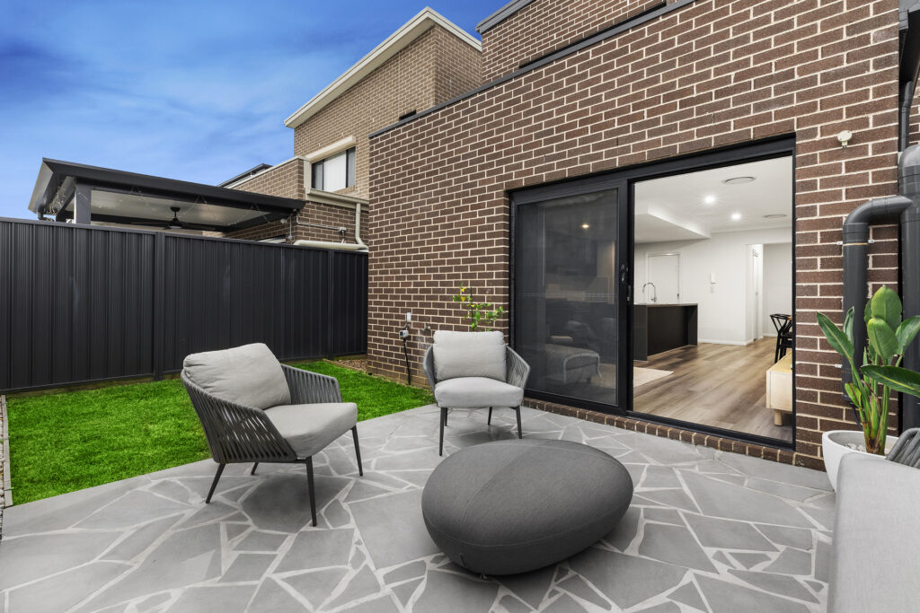 Sold - 10 Cruikshank Crescent - New Property in Riverstone - Real Estate by Brett Humby