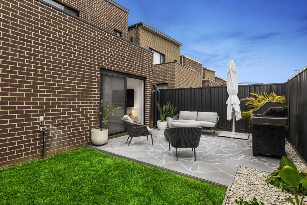 Sold - 10 Cruikshank Crescent - New Property in Riverstone - Real Estate by Brett Humby