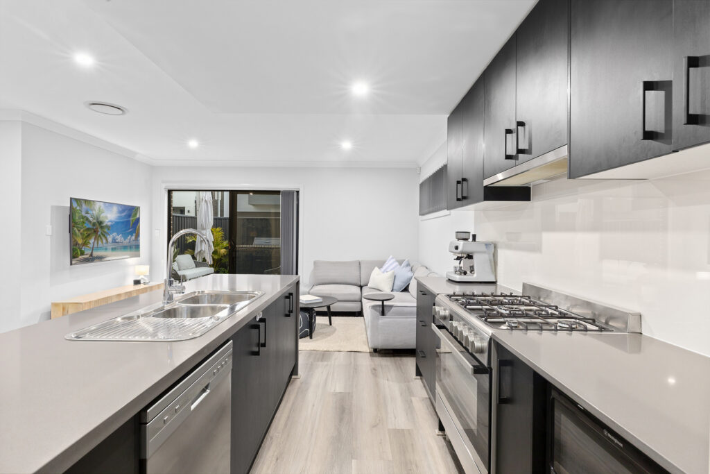Sold - 10 Cruikshank Crescent - New Property in Riverstone - Real Estate by Brett Humby