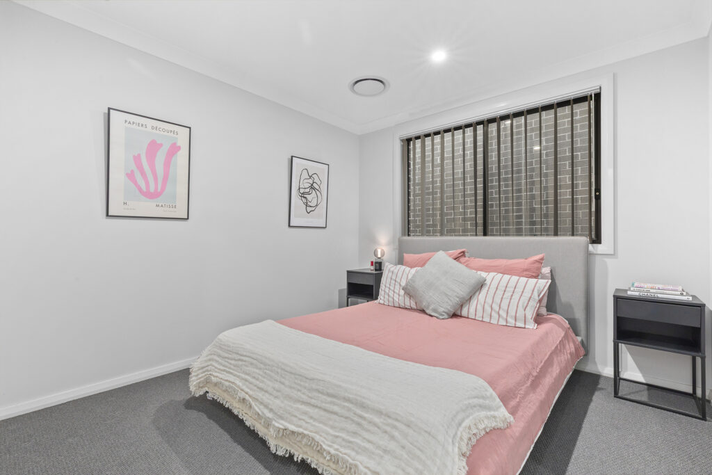Sold - 10 Cruikshank Crescent - New Property in Riverstone - Real Estate by Brett Humby