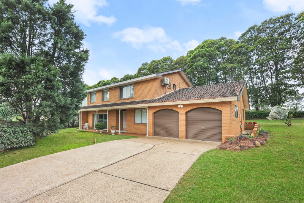 Sold - 20 Victor Close - New Property in Baulkham Hills - Real Estate by Maree McCrorie
