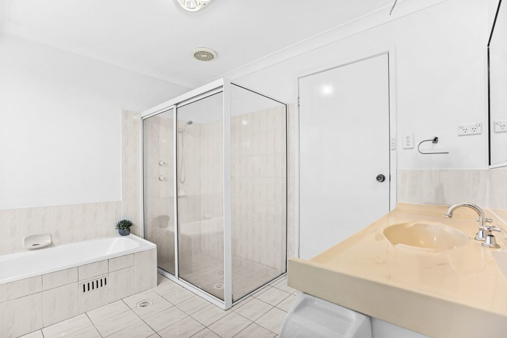 Sold - 18 Wetherill Crescent - New Property in Bligh Park - Real Estate by Greg Vincent