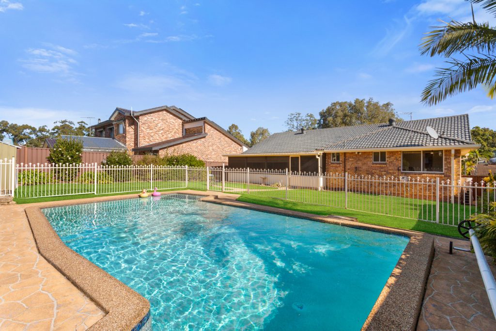 Sold - 39 Rosina Crescent - New Property in Kings Langley - Real Estate by Kim McChlery
