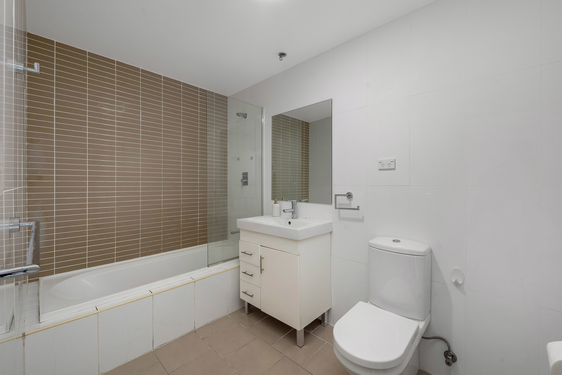 Sold - 5/20 Victoria Road - New Property in Parramatta - Real Estate by Team Aaron X Rowan