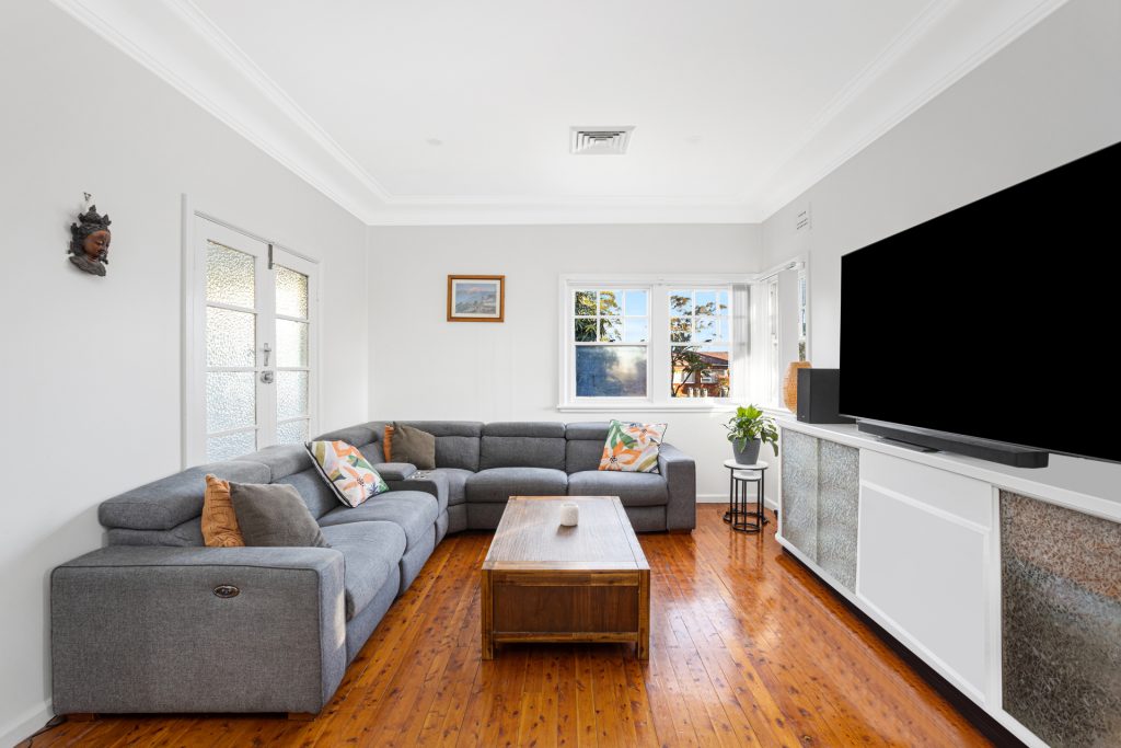 Sold - 15 Stewart Street - New Property in Dundas Valley - Real Estate by Stephen Mina