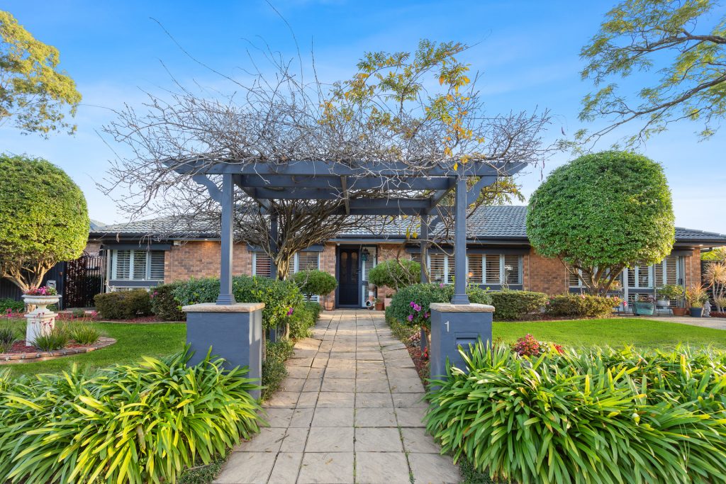 Sold - 1 Ellis Place - New Property in Kings Langley - Real Estate by Kim McChlery