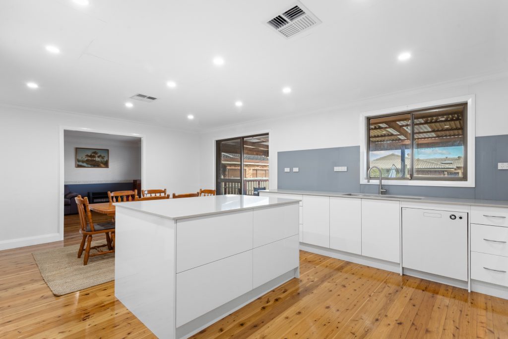 Sold - 17 James Cook Drive - New Property in Kings Langley - Real Estate by Peter Sutherland
