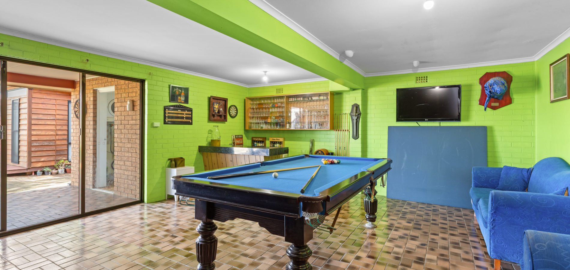 Sold - 17 James Cook Drive - New Property in Kings Langley - Real Estate by Peter Sutherland