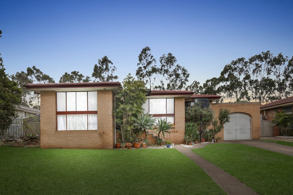 Sold - 78 Shanke Crescent - New Property in Kings Langley - Real Estate by Kim McChlery