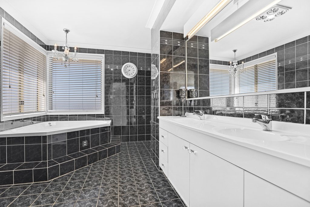 Sold - 19 Kallawatta Grove - New Property in McGraths Hill - Real Estate by Greg Vincent