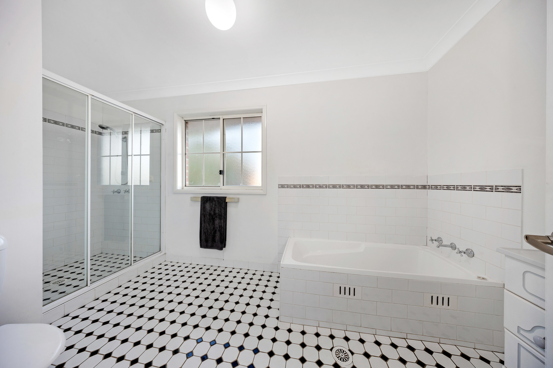 Sold - 3/1 Dutton Place - New Property in Glenmore Park - Real Estate by Deepak Gaur