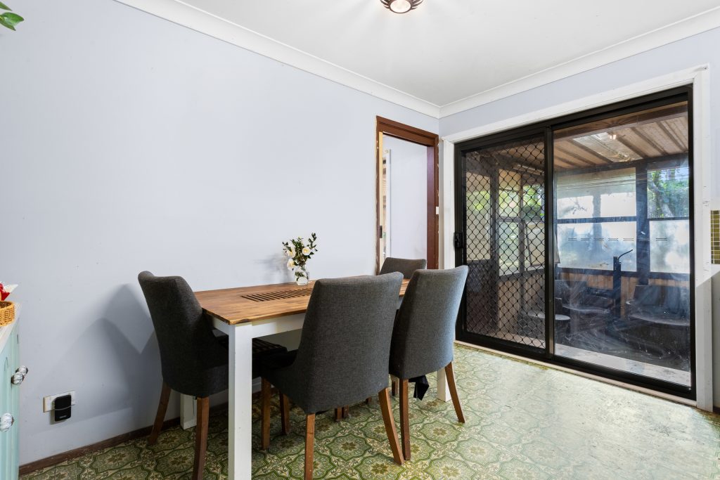 Sold - 33 Hutchins Crescent - New Property in Kings Langley - Real Estate by Kim McChlery