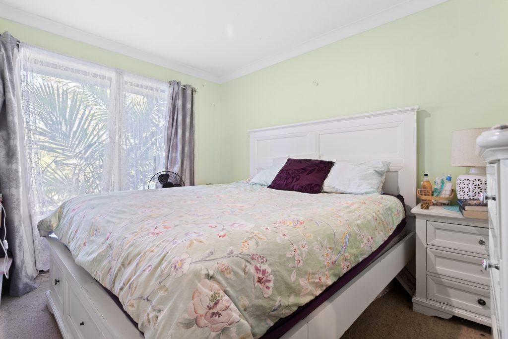 Sold - 33 Hutchins Crescent - New Property in Kings Langley - Real Estate by Kim McChlery