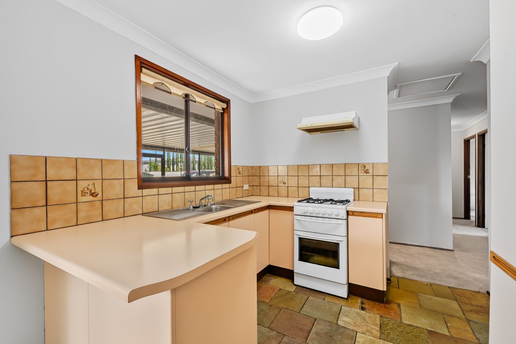 Sold - 48 Toucan Crescent - New Property in Plumpton - Real Estate by Joel Hollings