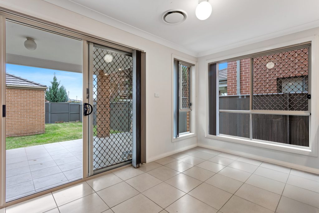 Sold - 18 Hollows Parade - New Property in Ropes Crossing - Real Estate by Peter Sutherland