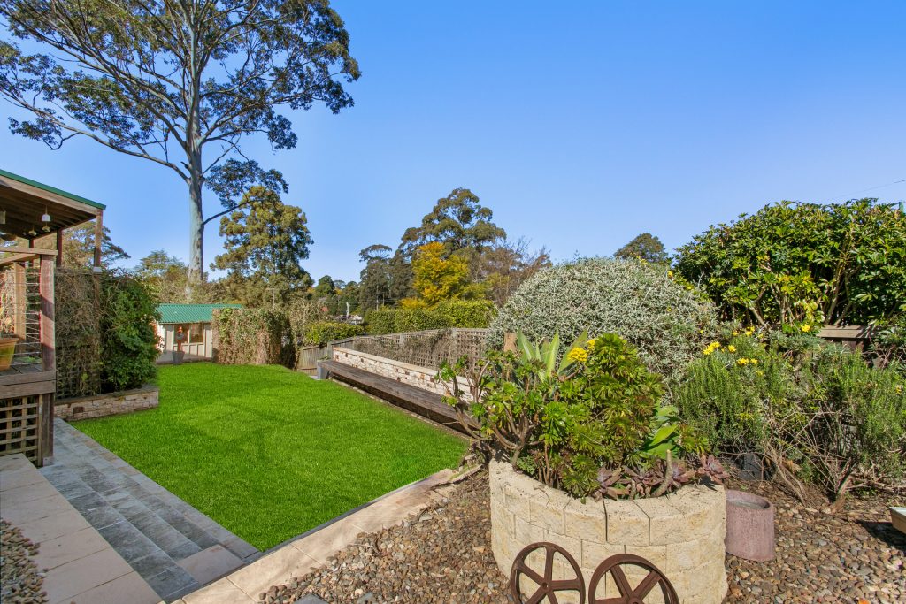 Sold - 11 Illyarie Place - New Property in Castle Hill - Real Estate by David Choy