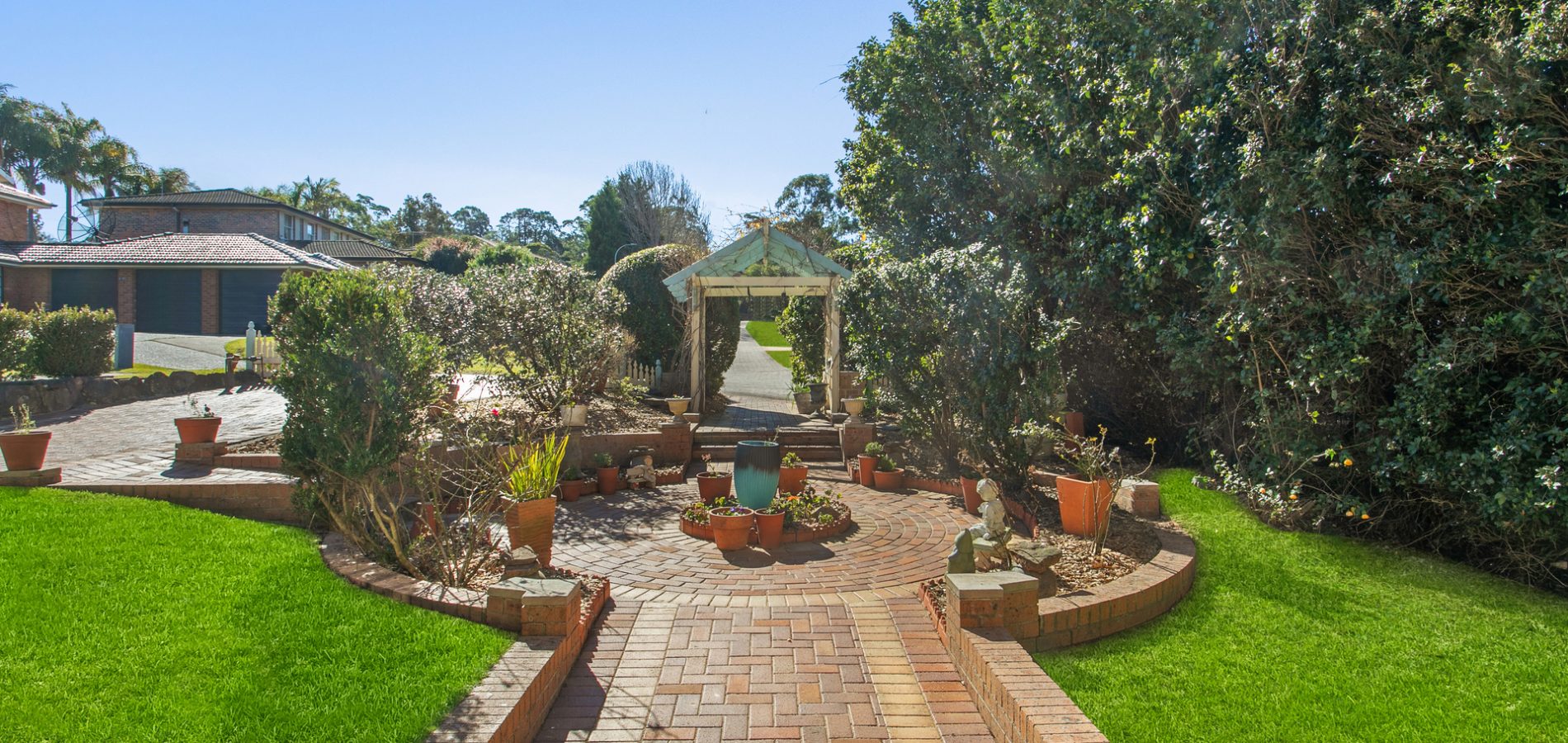 Sold - 11 Illyarie Place - New Property in Castle Hill - Real Estate by David Choy