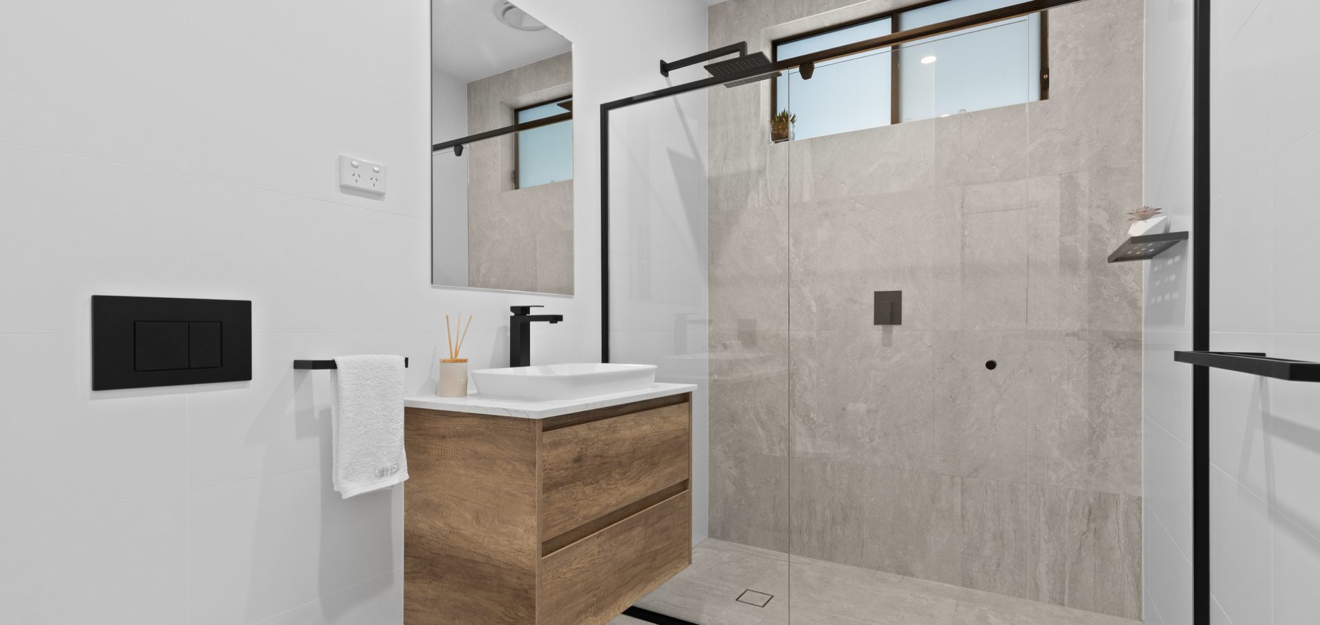 Sold - 24 Calaby Street - New Property in Toongabbie - Real Estate by Brad Panayiotou