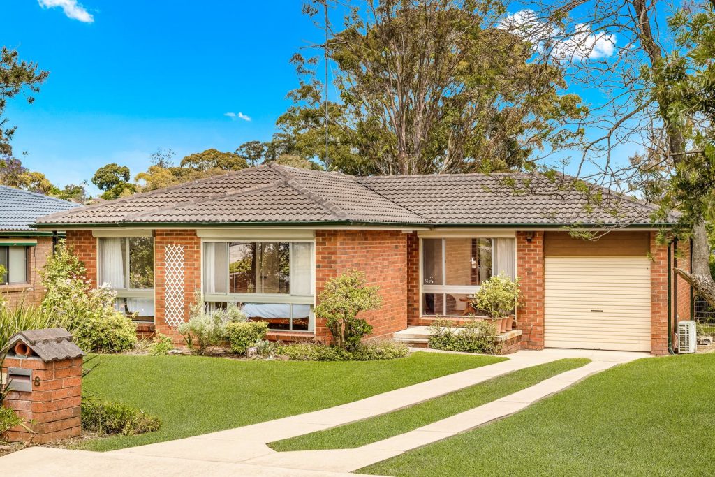 Sold - 8 Hawkesworth Parade - New Property in Kings Langley - Real Estate by Kim McChlery