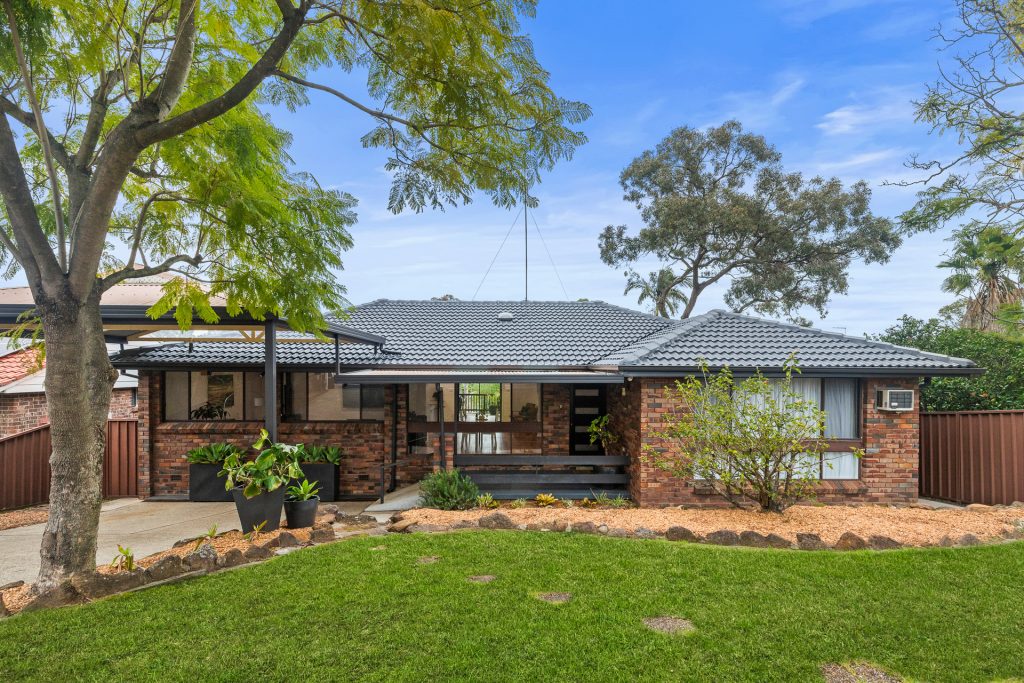 Sold - 103 James Cook Drive - New Property in Kings Langley - Real Estate by Kim McChlery