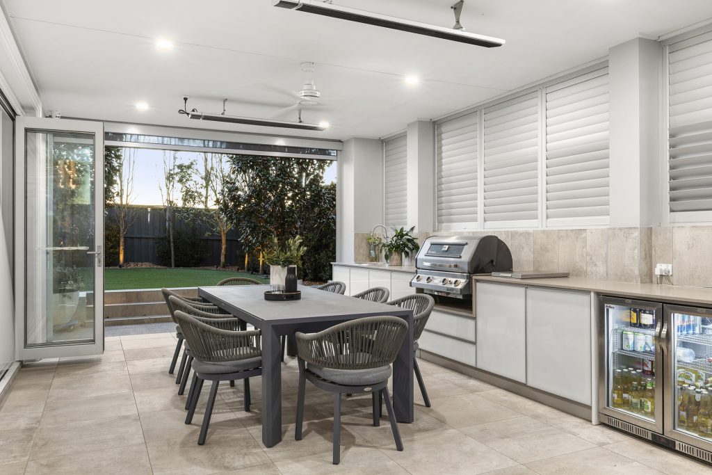 Sold - 25 Bruhn Circuit - New Property in Kellyville - Real Estate by Louis Stapleton