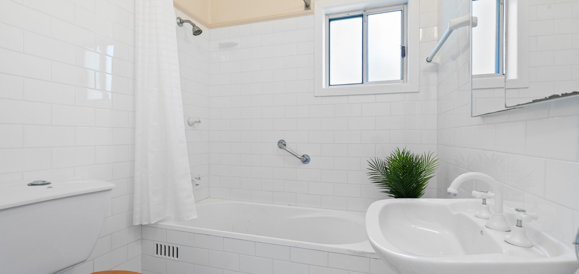 Sold - 35 Peachtree Avenue - New Property in Constitution Hill - Real Estate by Brad Panayiotou