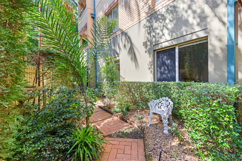 Sold - 27/1-5 Russell Street - New Property in Wollstonecraft - Real Estate by Mark Vinogradov