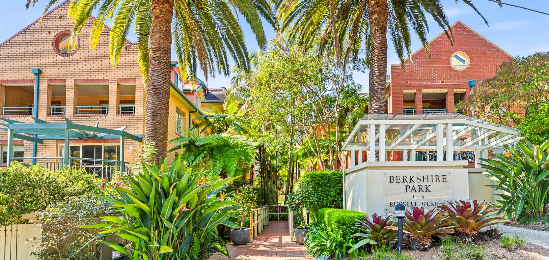 Sold - 27/1-5 Russell Street - New Property in Wollstonecraft - Real Estate by Mark Vinogradov