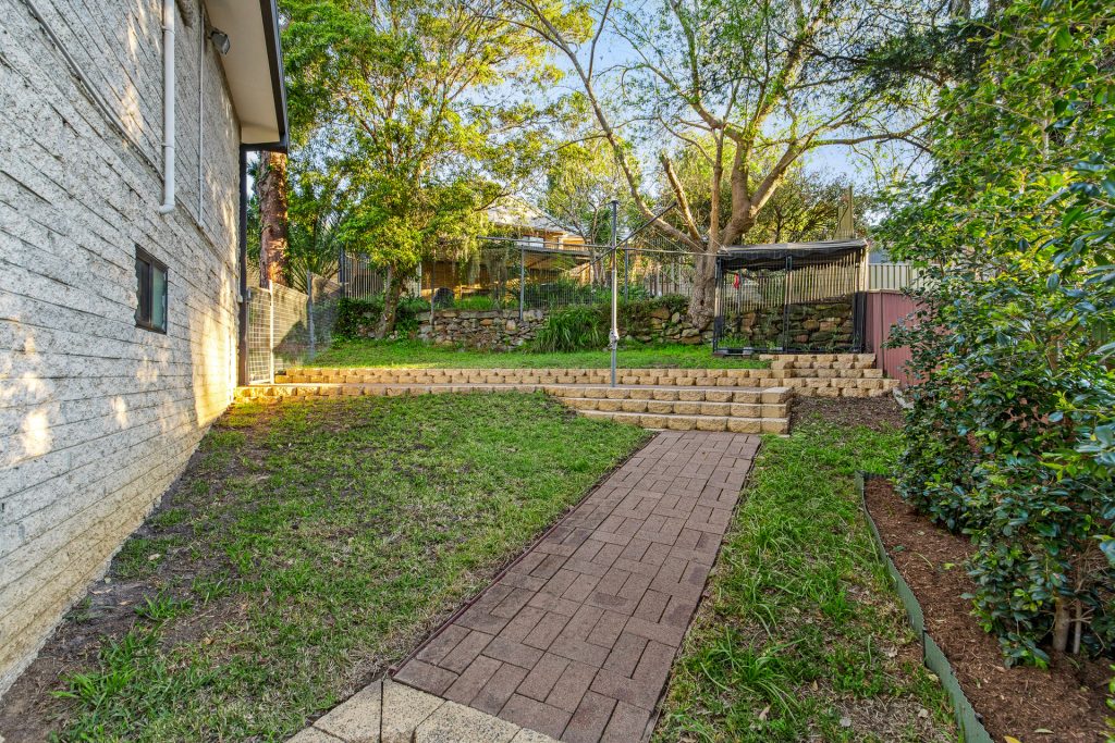 Sold - 6 Creda Place - New Property in Baulkham Hills - Real Estate by Peter Pokorny
