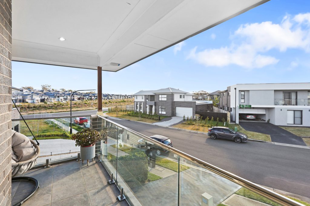 Sold - 14 Letoken Way - New Property in Box Hill - Real Estate by Julie Grigg