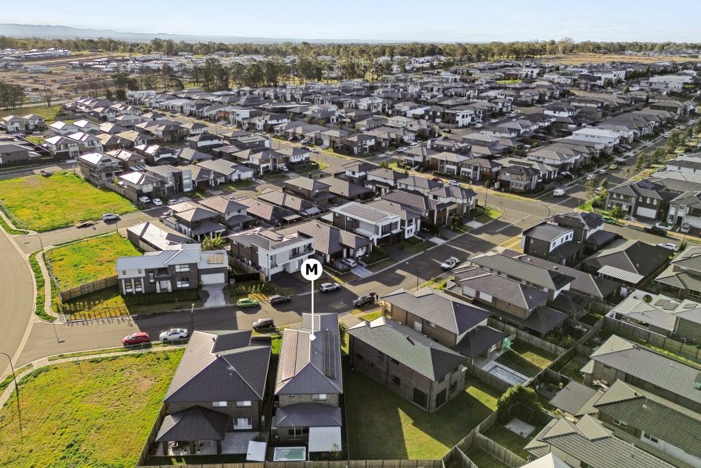 Sold - 14 Letoken Way - New Property in Box Hill - Real Estate by Julie Grigg