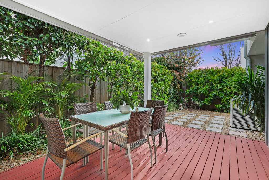Sold - 6 Lakeside Crescent - New Property in Norwest - Real Estate by Maree McCrorie