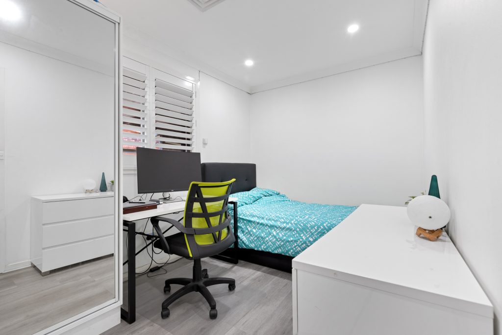 Sold - 10 Valencia Crescent - New Property in Toongabbie - Real Estate by Andrew Tour
