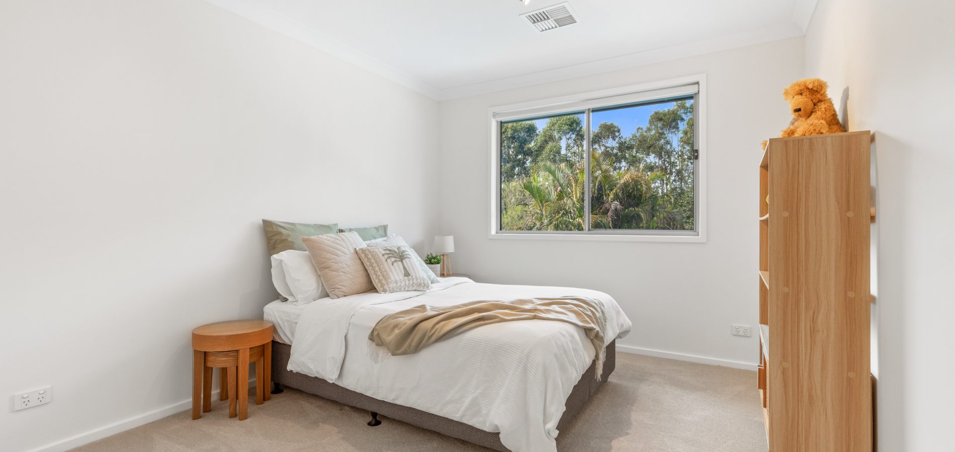 Sold - 53 Plymouth Crescent - New Property in Kings Langley - Real Estate by Kim McChlery